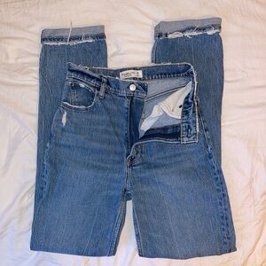 Abercrombie The 90s Straight Ultra High rise jeans 25L (0L) disstressed